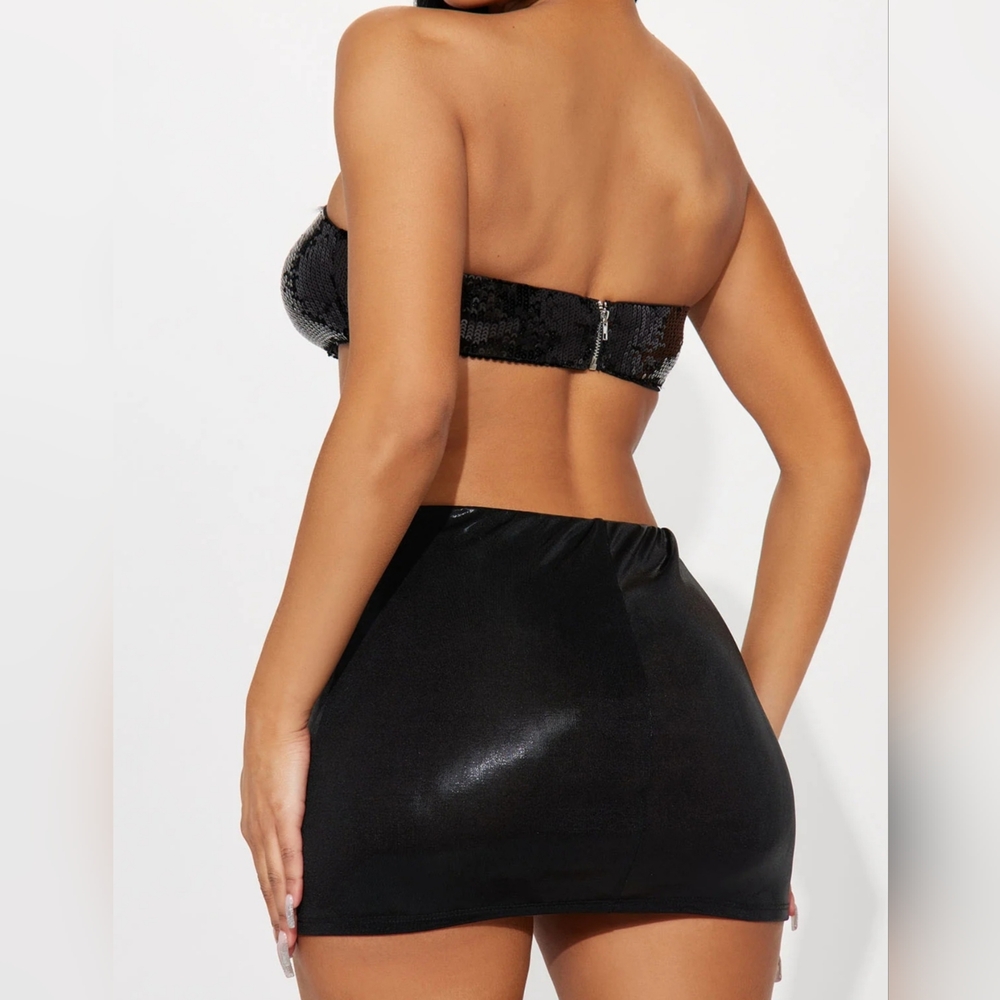 Fashion Nova Nemara Sequin Tube Top Dress Cropped Black Size XLarge - Picture 2 of 12